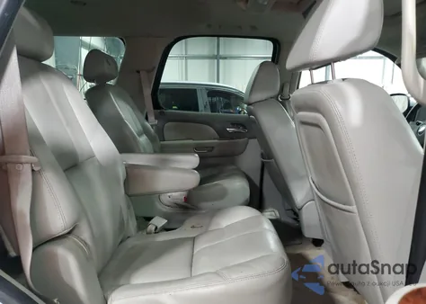 2007 Chevrolet Tahoe K1500 from USA, damaged, VIN 1GNFK13057J314180